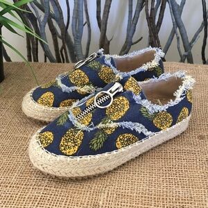 EUC Bakers Girl’s Pineapple Print Espadrilles Sneakers Size 11